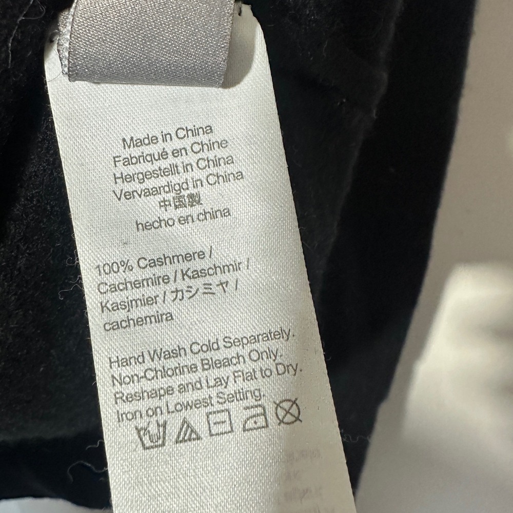 J.Crew Cashmere Relaxed V-neck Sweater Womens XL Black Minimalist Quiet Luxury - Picture 5 of 7